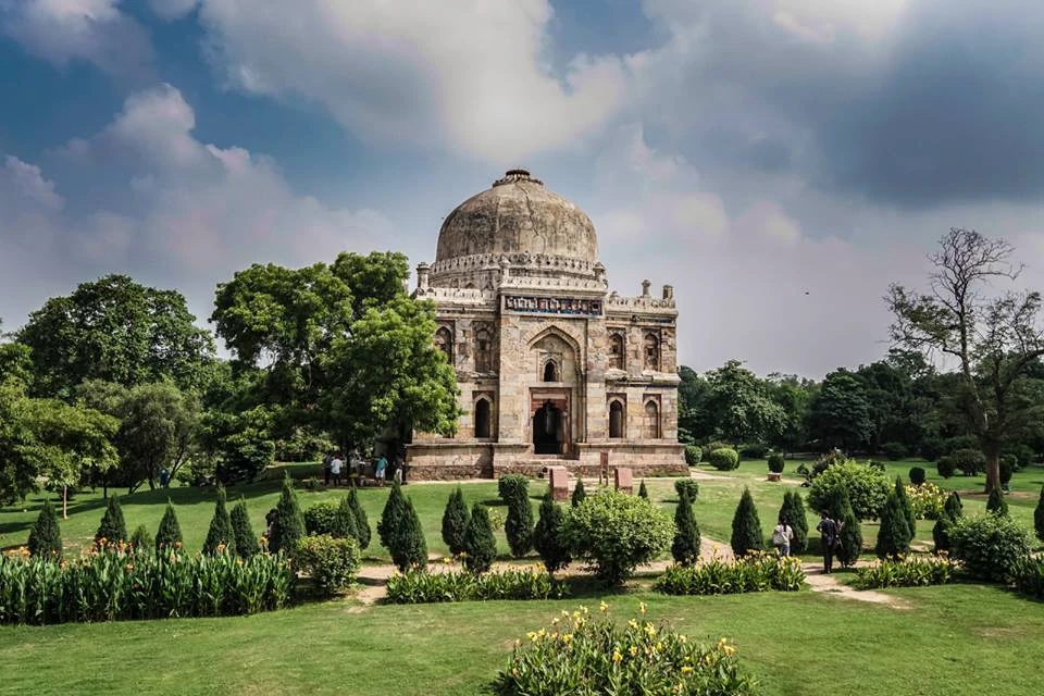 लोदी गार्डन में हरियाली